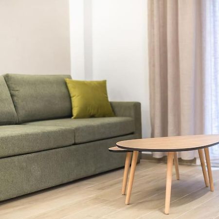 Elegant Apartment In Афины Экстерьер фото