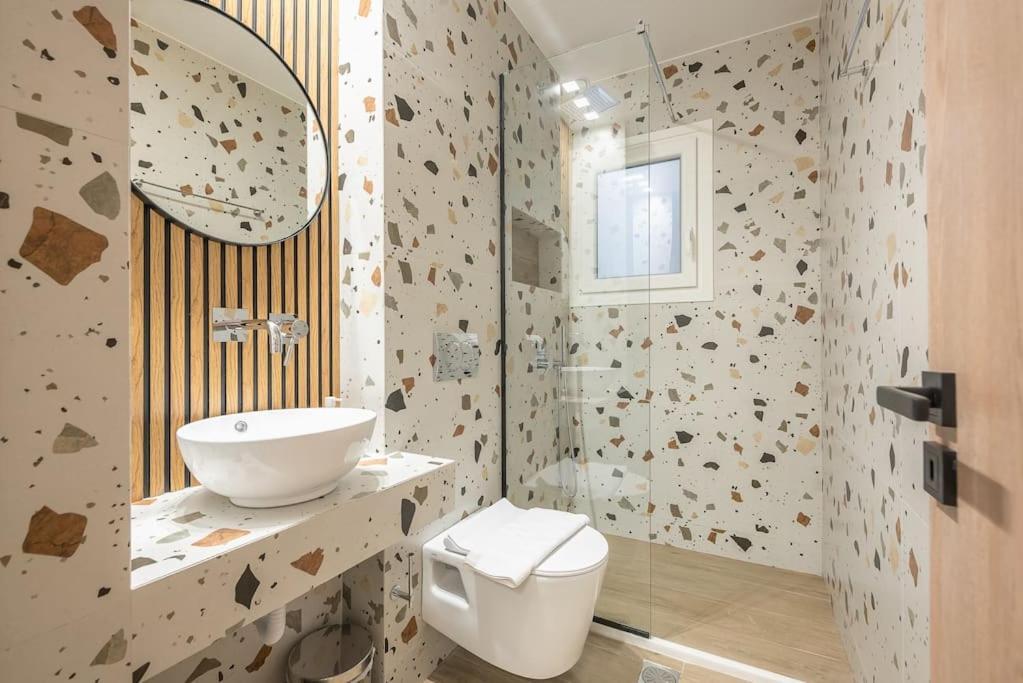Elegant Apartment In Афины Экстерьер фото