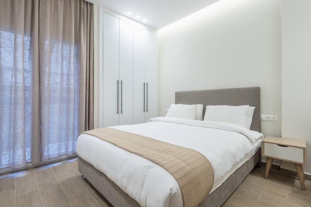 Elegant Apartment In Афины Экстерьер фото
